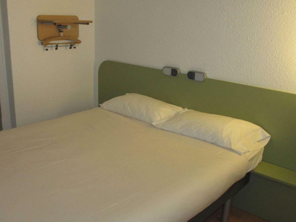 Ibis Budget Aix En Provence Est Le Canet Мейрей Екстер'єр фото